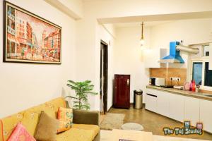 LimitLessTrip com- Comfortable Stay in Big 1 BHK at sector 168 #Advent #JP Hospital #Expo #Felix Hospital