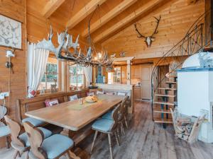 Chalet Königsleiten 3 by Interhome