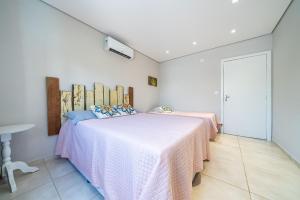 274 - Excelente apto 02 dormitórios 200m da Praia de Canto Grande