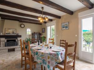 Maisons de vacances Holiday Home An Theven - CED204 by Interhome : photos des chambres