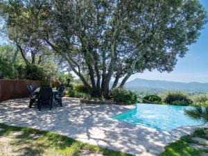 Villas Villa La Colline - GAR250 by Interhome : photos des chambres