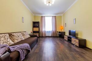 Топ-локація Двокімнатна біля Хрещатика