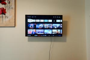 Athens Retreat 1-BDR Apartment by WeHost Athens