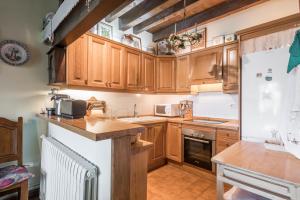 Casa Pinarrets by Totiaran