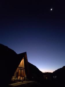 Loft de Montaña Único y Moderno