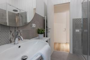 Stylish Gem in Historic Trieste for 4 guests