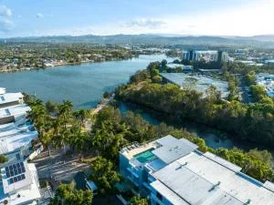 Luxury Stays Varsity-Robina-Bond - Mudgeeraba