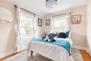 Beautiful House 9 Beds King Bed 3 Baths Family Friendly - 阿林顿