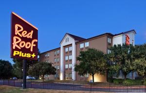 Red Roof Inn PLUS+ Austin South