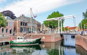 2 Bedroom Awesome Home In Heinkenszand