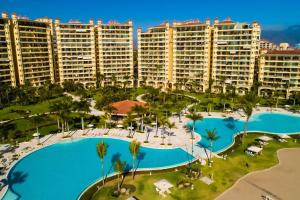 Beach Front-Ocean Views-Marina Luxury Condo-BVG