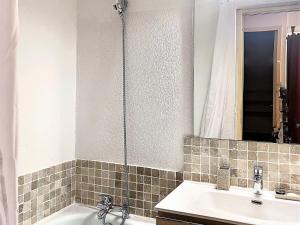 Appartement lumineux 2P+cabine, pied des pistes, balcon - FR-1-267-275