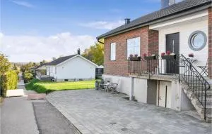 1 Bedroom Awesome Apartment In Myggenäs - Berga