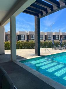 Hermosa Casa, terraza y alberca