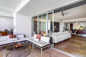 Amapas ocean view condo