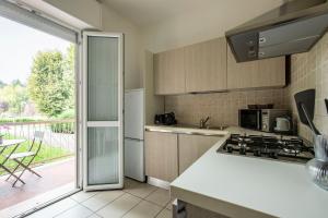 Large Modern Apartment - Como & Bellagio nearby - With parking & balcony