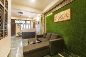 FabHotel Haidri