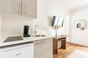 Apartment next Tour Montparnasse - Sable - III