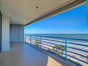 Oceanfront View Wrap Around Balcony Luxury Corner Unit Ebb Tide 401