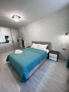 Люкс апартаменти 2-к у Центрі - Мережа HELEN