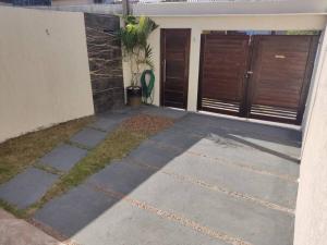 Casa linda com Piscina Aquecida pertinho da praia