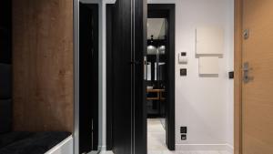 Flatbook Apartments Waterlane Island SPA with Riverview