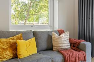 Brand New 1-Bed Flat With Free Parking