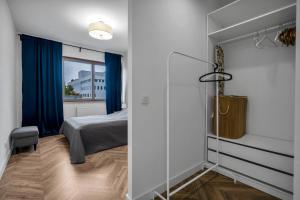 Business Apartments - 62m2, Parking, Balcony, Two Bedrooms, Galeria Mokotów Nearby - by Rentujemy