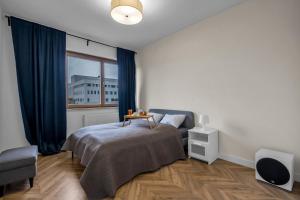 Business Apartments - 62m2, Parking, Balcony, Two Bedrooms, Galeria Mokotów Nearby - by Rentujemy