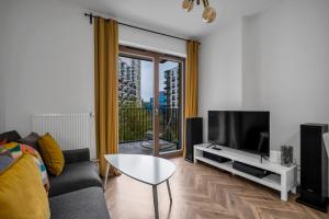 Business Apartments - 62m2, Parking, Balcony, Two Bedrooms, Galeria Mokotów Nearby - by Rentujemy