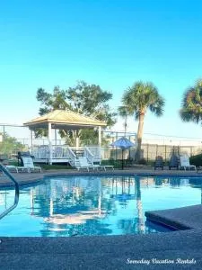 Biloxi Beach-Good Vibes Condo - Beauvoir