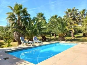 The Farmhouse Palm Tree Cabin - Khayelitsha