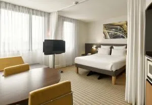 B&B HOTEL Vélizy Est - 韦利济·维拉库布莱