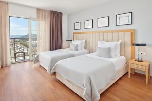 Superior Double or Twin Room with Balcony and Sea View room in Dioklecijan Hotel & Residence