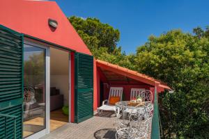 Casa Strelitzia by An Island Apart