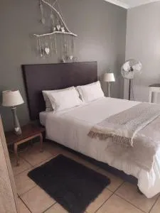 Sophia’s Cottage - Sir Lowry Pass