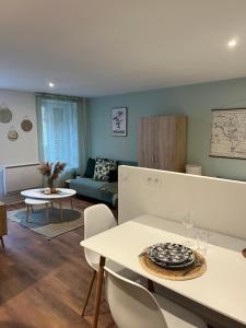 Studio calme à 2 pas du Rhône - Wifi rapide - 3hvězdičkové hotely ve městě Tournon-sur-Rhône