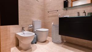 3 Bedroom Oeiras Wonder W Balcony by LovelyStay