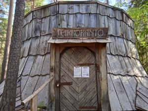 Ellivuori, Ellin Pooli2