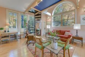 WNC French Broad RiverWalk Retreat with WiFi - 格林维尔