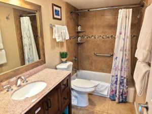 Lakeland Village #105