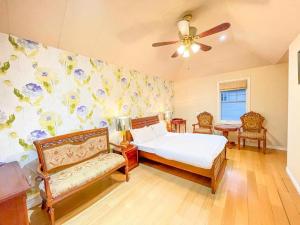 Le Reve Valley - Canadian cottage 1 - 3BHK Luxury cottage,Bonfire,Barbeque,Gym,Kids play zone,Lake view