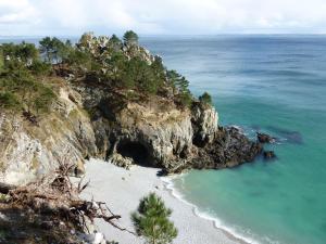 Hotels Hotel-Relais De Trefeuntec : photos des chambres