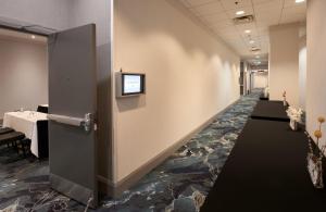 Holiday Inn & Suites Ottawa Kanata by IHG