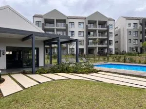 Ultra Modern Apartment - Inverter,Pool,Gym,Office - Fraser