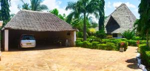 Villas Dora and Holly