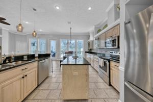 Destiny Casa - PRIVATE HEATED POOL and RESORT AMENITIES