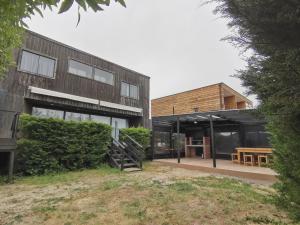 Acogedora y espaciosa casa cerca de la playa.