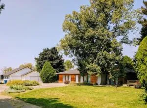 Wingate - Meridian, Cozy Acreage in the heart of the city - Eagle