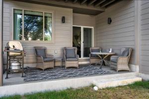 Casa Carmen by the Lakeside Golf Course